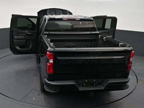 Used 2022 Chevrolet Silverado 1500 Custom w/ Rally Edition RWD image 32