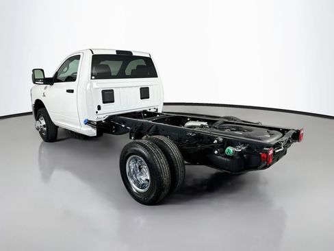 New 2026 RAM 3500 Tradesman w/ Chrome Appearance Group A AWD/4WD image 5