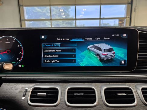Used 2020 Mercedes-Benz GLS 450 4MATIC image 41