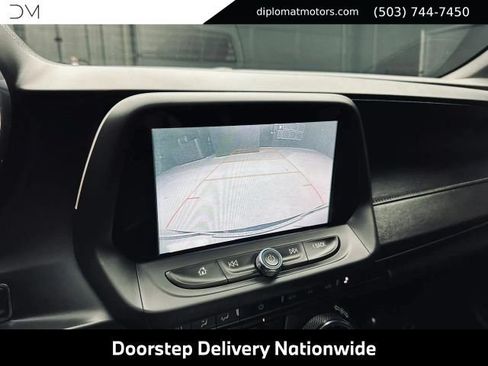Used 2018 Chevrolet Camaro SS RWD image 33