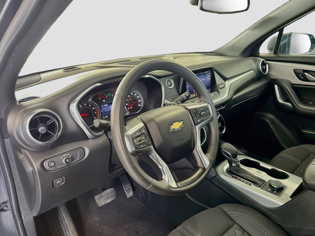 Used 2022 Chevrolet Blazer LT AWD/4WD image 9