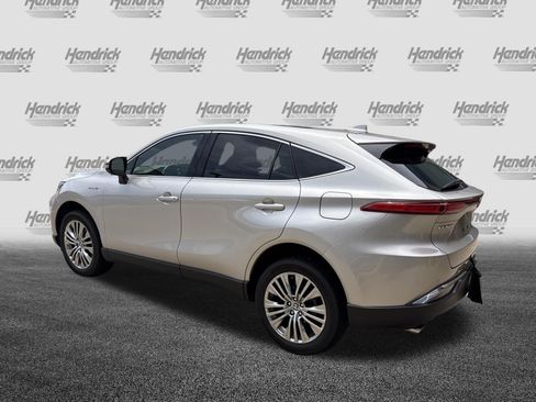 Used 2021 Toyota Venza Limited w/ Carpet Mat Package (TMS) AWD/4WD image 8