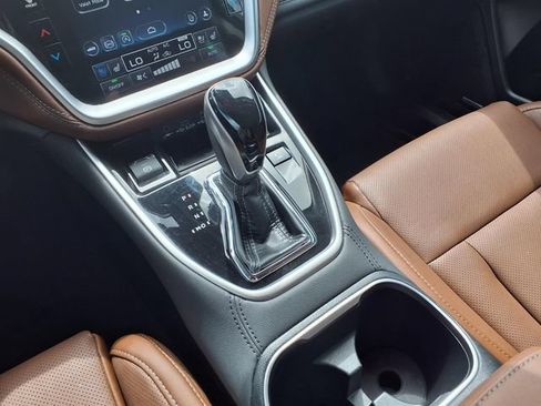 Certified 2024 Subaru Outback Touring XT AWD/4WD image 13