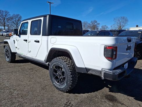 New 2026 Jeep Gladiator Willys image 4
