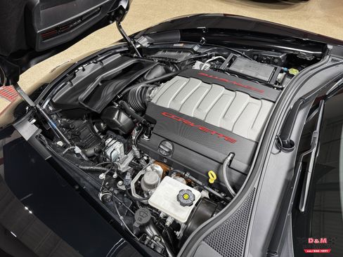 Used 2017 Chevrolet Corvette Stingray Coupe image 9