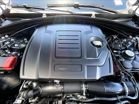 New 2026 Land Rover Range Rover Velar Dynamic SE AWD/4WD image 11