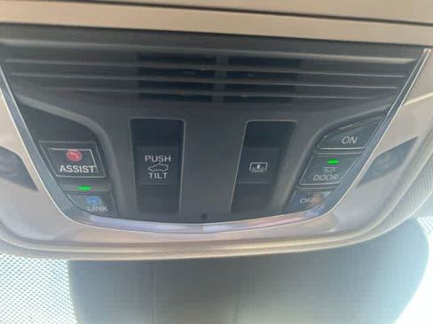 Used 2021 Acura RDX w/ Technology Package FWD image 21