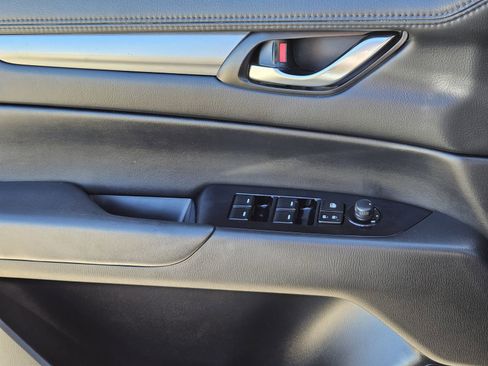 Used 2021 MAZDA CX-5 Touring image 29