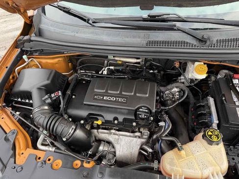 Used 2017 Chevrolet Sonic LT w/ Convenience Package image 22