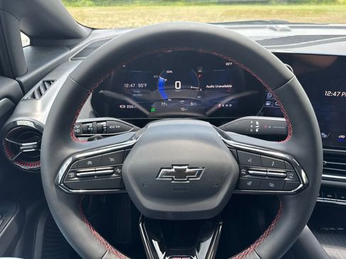 New 2025 Chevrolet Equinox EV RS image 19