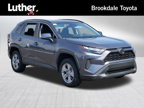 Used 2022 Toyota RAV4 XLE w/ Convenience Package AWD/4WD image 1