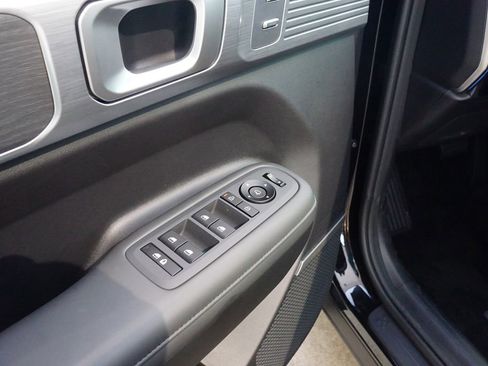 New 2026 Hyundai Santa Fe Limited FWD image 17