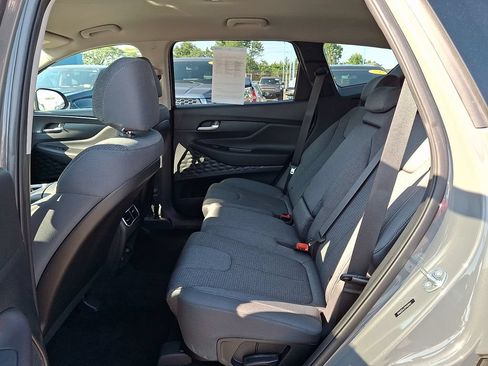 Used 2023 Hyundai Santa Fe SE AWD/4WD image 10