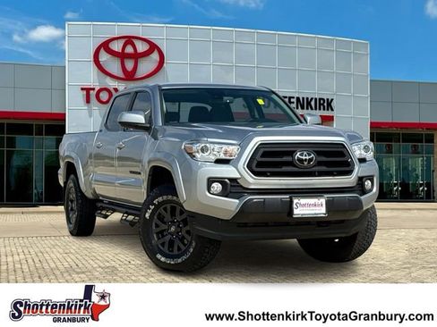 Used 2023 Toyota Tacoma SR5 RWD image 1