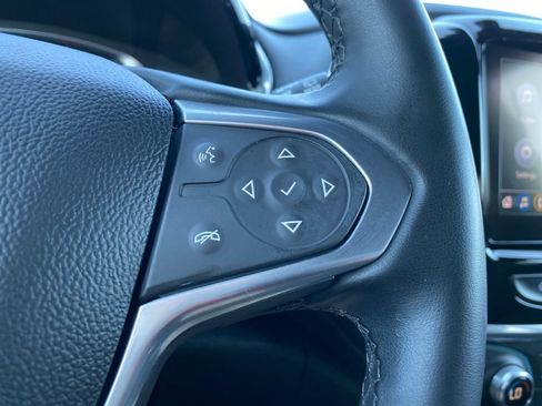 Used 2023 Chevrolet Traverse LT FWD image 34