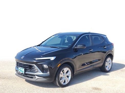 Used 2024 Buick Encore GX Preferred w/ Comfort Package image 2