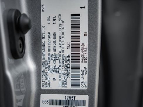 Used 2025 Toyota Tundra Limited image 43