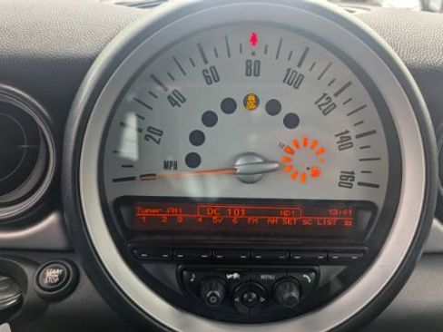 Used 2011 MINI Cooper Convertible image 30