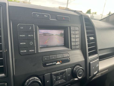 Used 2017 Ford F150 XL w/ Equipment Group 101A Mid AWD/4WD image 12