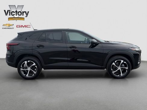 New 2026 Chevrolet Trax RS w/ Driver Confidence Package FWD image 7