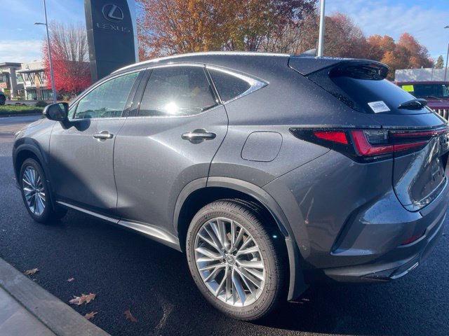 Used 2025 Lexus NX 350 AWD w/ Luxury Package image 6