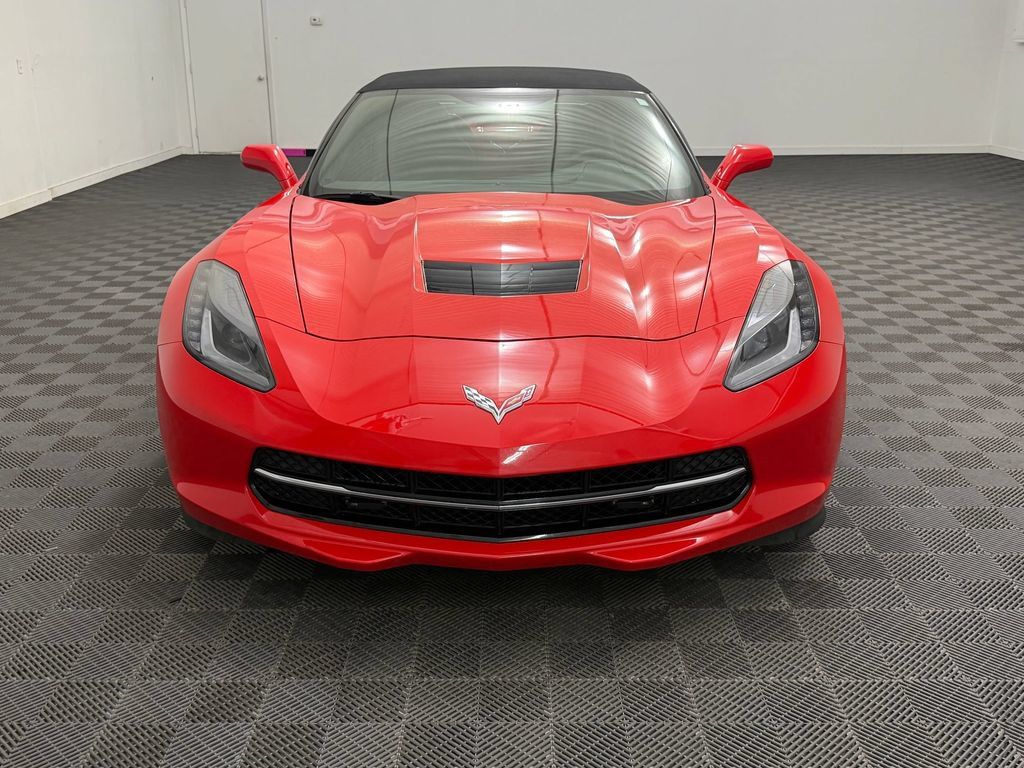 Used 2016 Chevrolet Corvette Stingray Convertible RWD image 6