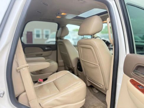 Used 2013 Chevrolet Tahoe LTZ AWD/4WD image 25
