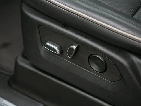 Used 2023 Cadillac Escalade Sport image 11