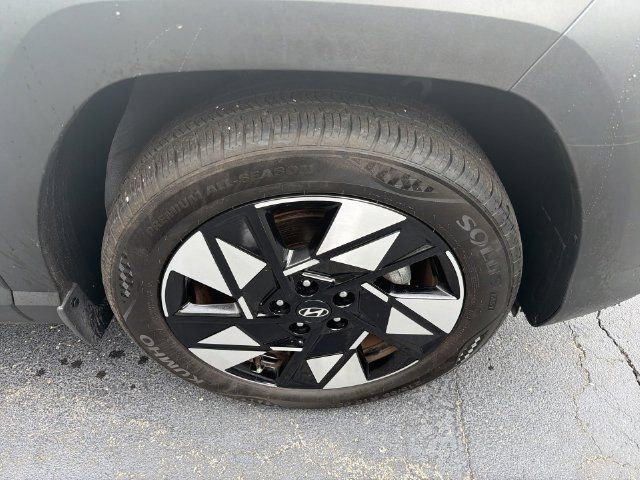 Used 2024 Hyundai Kona SEL w/ Convenience Package FWD image 15