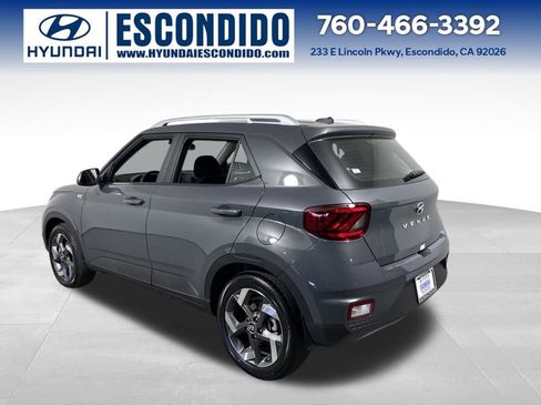 New 2026 Hyundai Venue SEL image 3