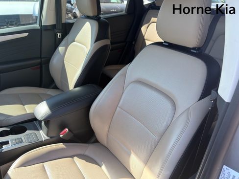 Used 2022 Ford Escape SEL FWD image 10