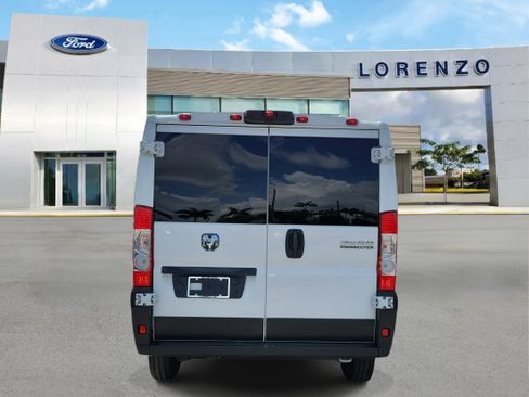 Used 2025 RAM ProMaster 2500 w/ U-Haul Equipment Group FWD image 6