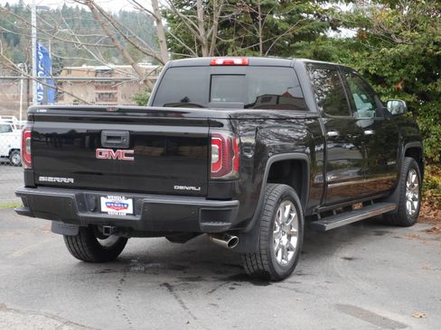 Used 2018 GMC Sierra 1500 Denali image 25