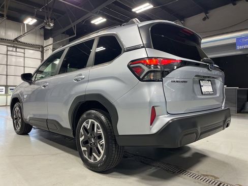 Used 2026 Subaru Forester Premium AWD/4WD image 5