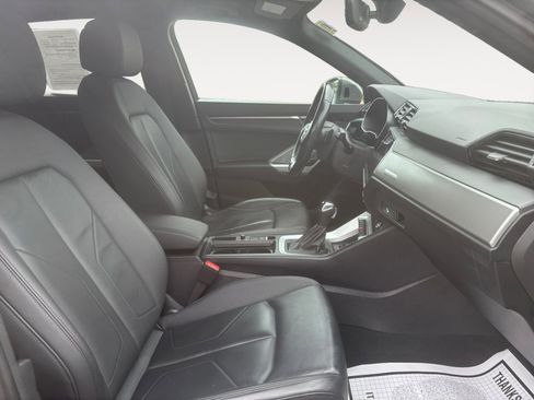 Used 2024 Audi Q3 2.0T Premium image 15