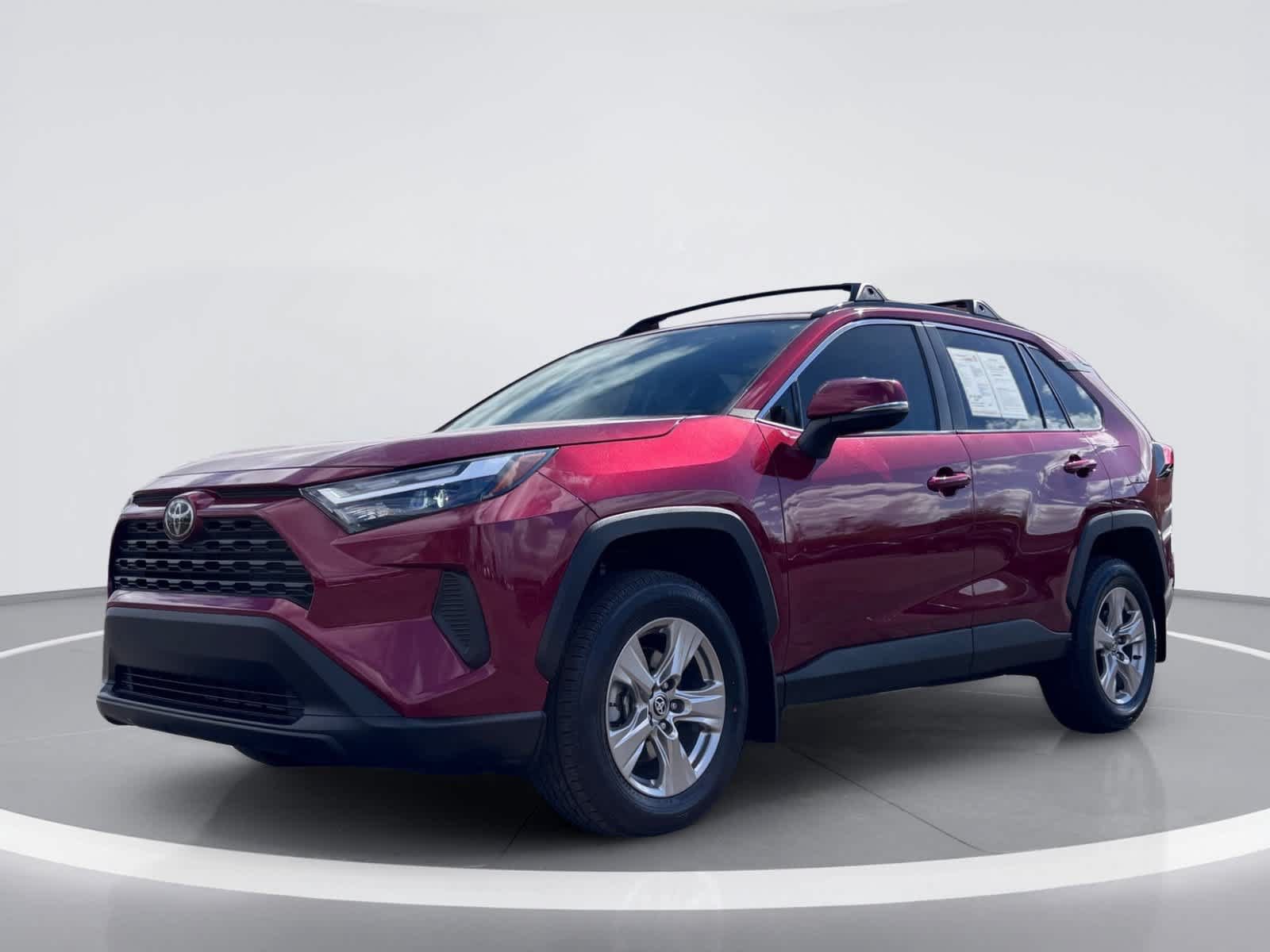 Used 2024 Toyota RAV4 XLE w/ Convenience Package FWD image 2