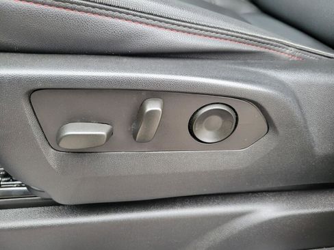 Used 2023 Chevrolet Tahoe RST image 21