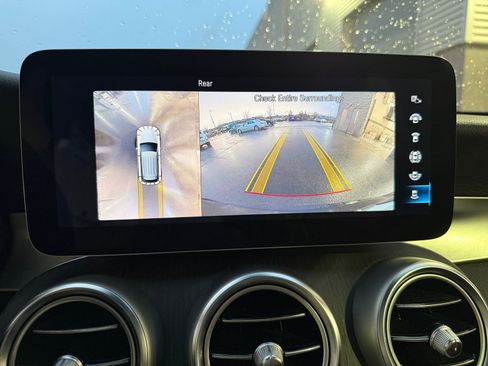 Certified 2022 Mercedes-Benz GLC 300 4MATIC image 29