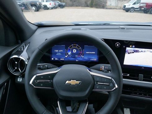 New 2026 Chevrolet Equinox LT image 22