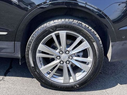 Used 2025 Cadillac XT5 Premium Luxury w/ Technology Package AWD/4WD image 10