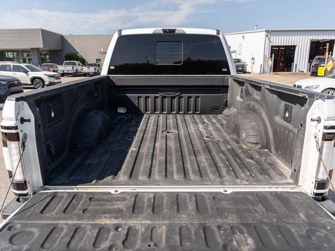 Used 2019 Ford F250 Platinum w/ Platinum Ultimate Package AWD/4WD image 16
