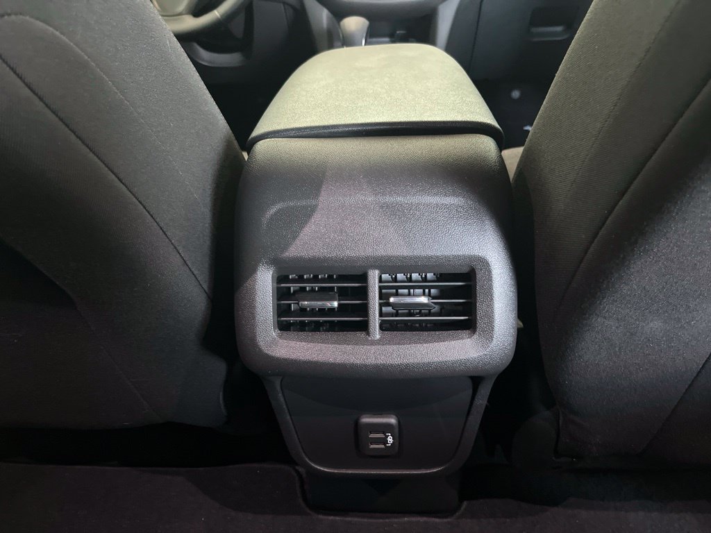 Used 2024 Chevrolet Equinox LT AWD/4WD image 21
