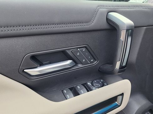 New 2026 GMC Hummer EV 4x4 Crew Cab image 17