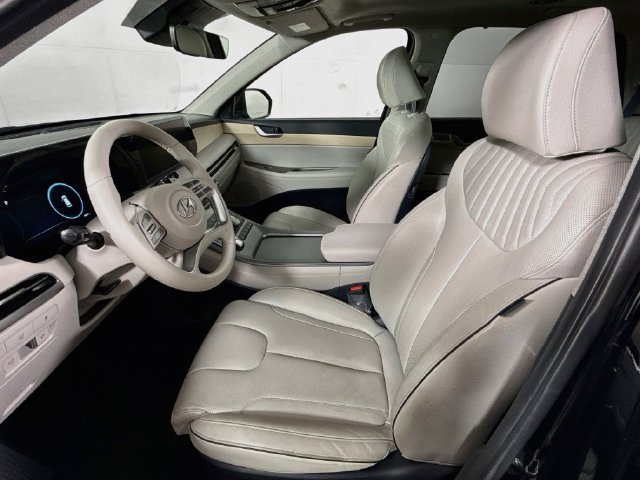 Certified 2024 Hyundai Palisade Limited AWD/4WD image 6