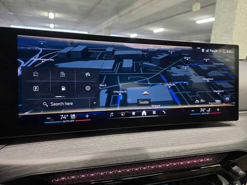 New 2026 BMW 330i xDrive Sedan w/ Premium Package image 16