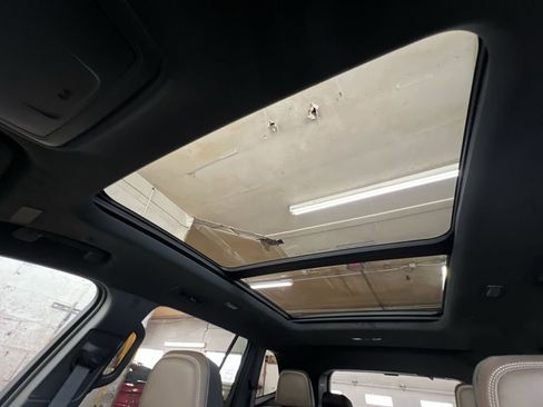 New 2026 GMC Acadia Denali Ultimate w/ LPO, Floor Liner Package image 19