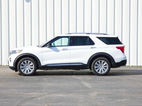 Used 2023 Ford Explorer Limited w/ Equipment Group 301A image 35