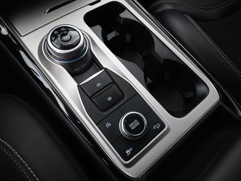 Used 2023 Ford Explorer ST image 31