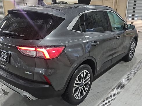 Used 2020 Ford Escape SEL image 7