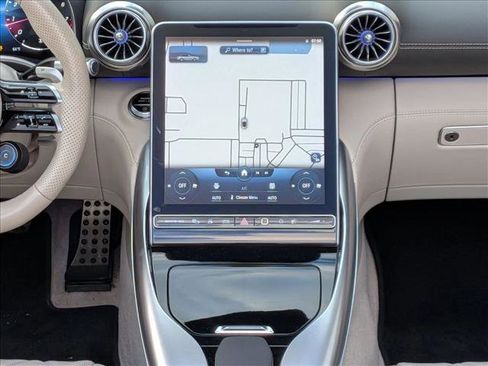 Used 2022 Mercedes-Benz SL 55 AMG 4MATIC image 10